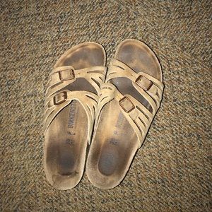 Birkenstock slides 38